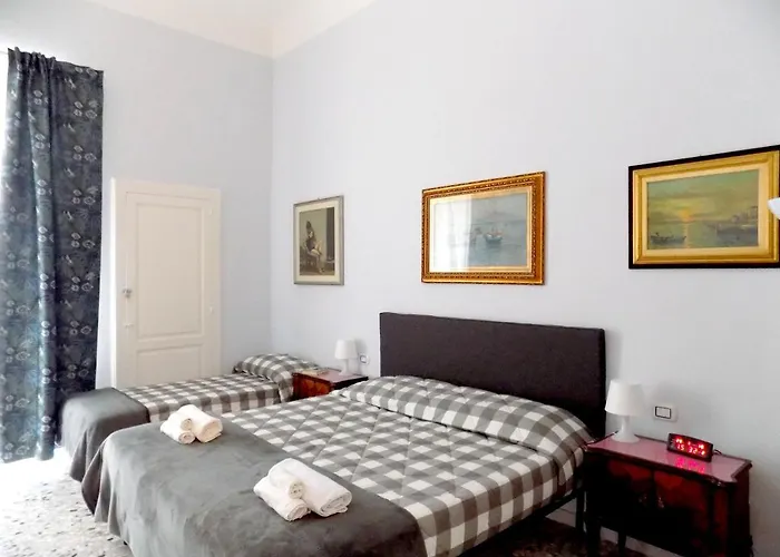 Treehouse アパート