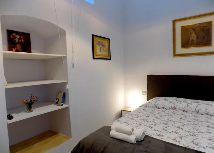 Treehouse アパート *