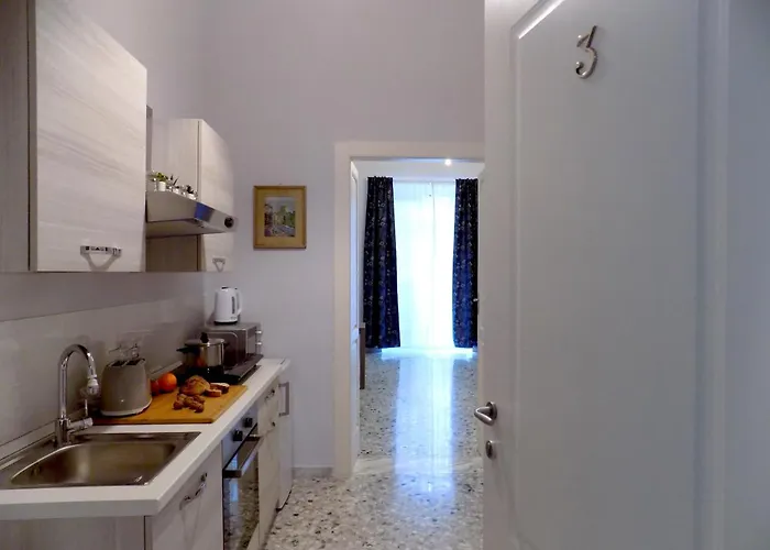 Treehouse アパート *