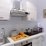 Treehouse باري