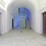 Treehouse شقة باري