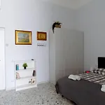 Treehouse باري